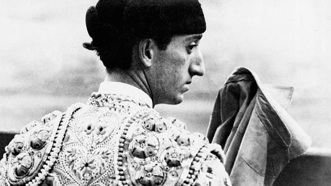 Manolete, el torero que se ceñía la muerte  a la cintura
