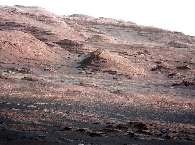 Curiosity envía fotos en alta definición de su próximo destino