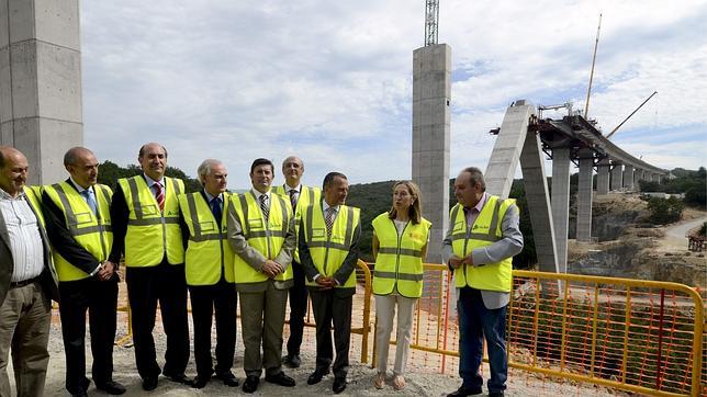 Las grandes constructoras elevan un 8% sus obras internacionales y reducen un 15% las internas
