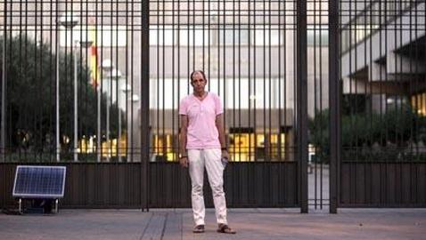 Ingresan al alcalde de Alburquerque tras 87 días de huelga de hambre en Madrid