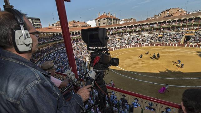 El Juli y Talavante, a hombros en la vuelta de los toros a TVE