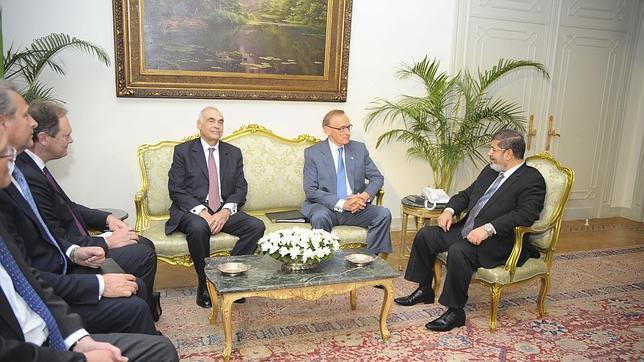 Mursi afirma ante la Liga Árabe que es el momento del cambio en Siria