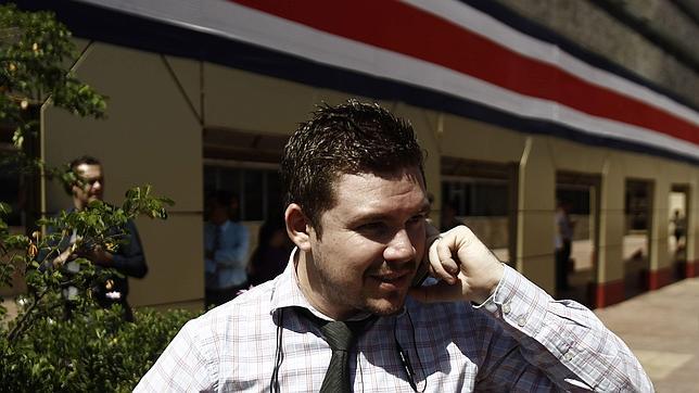 La telefonía móvil pierde 238.428 líneas en junio lastrada por Movistar y Vodafone