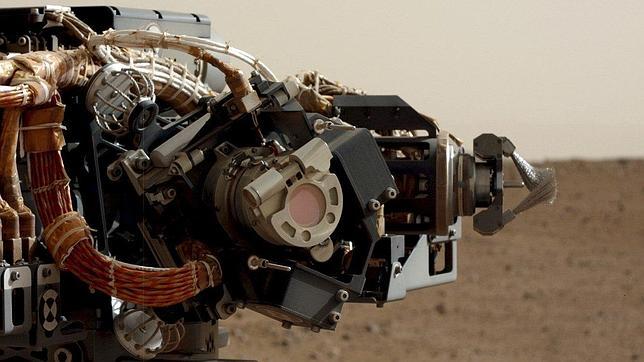 El Curiosity cumple un mes de misión en Marte haciendo ejercicios de brazo