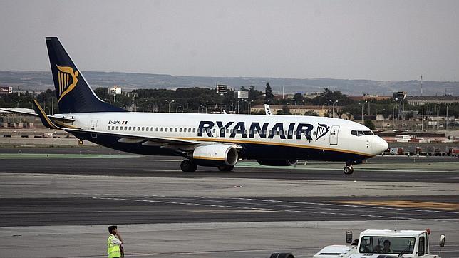 Los pasajeros de un avión de Ryanair llegan a Roma con picaduras de chinches