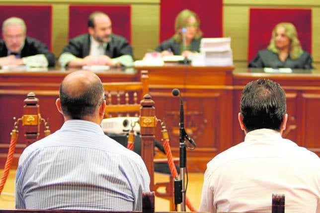 Los acusados de robar datos a su jefe declaran que «todo lo tenían en la cabeza»
