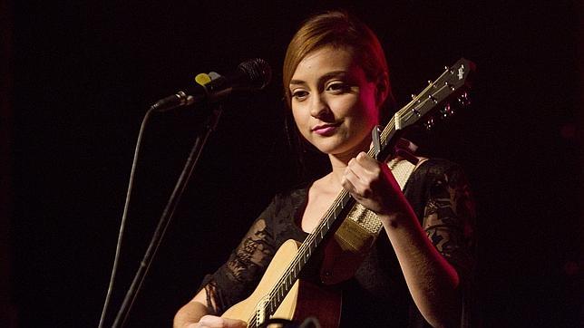 Russian Red defiende que nunca quiso promover la anorexia