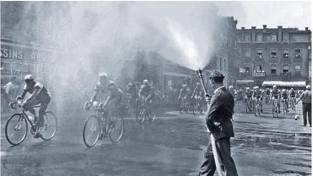 El Agua inunda el Museo ABC