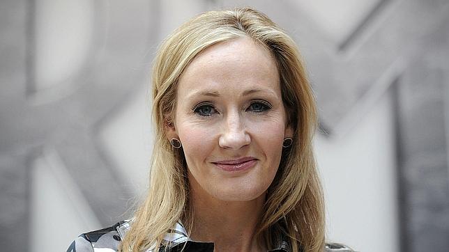 J.K. Rowling se estrena en la ficción para adultos