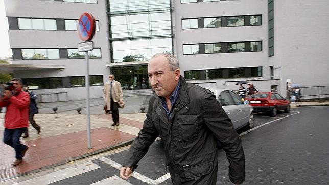 Ulloa facilitó a Vendex la concesión del servicio de grúa y ORA municipal