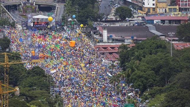 Bandas chavistas asesinan a tres políticos de la oposición venezolana