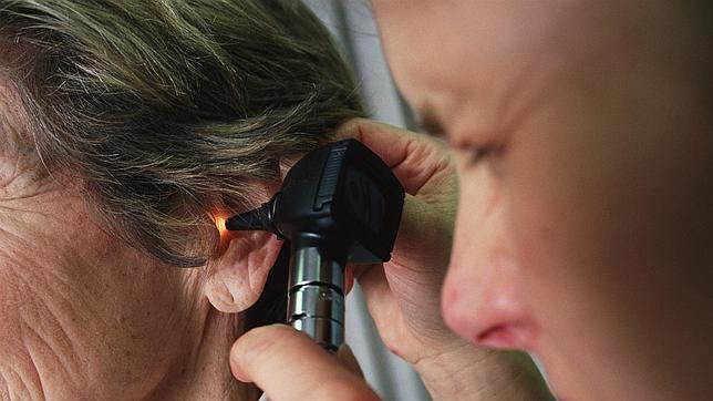 Descubren un gen que causa la sordera