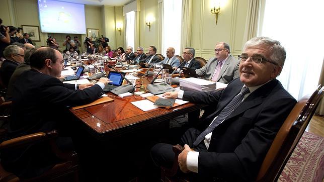 Moliner intenta contener la huelga de los  jueces