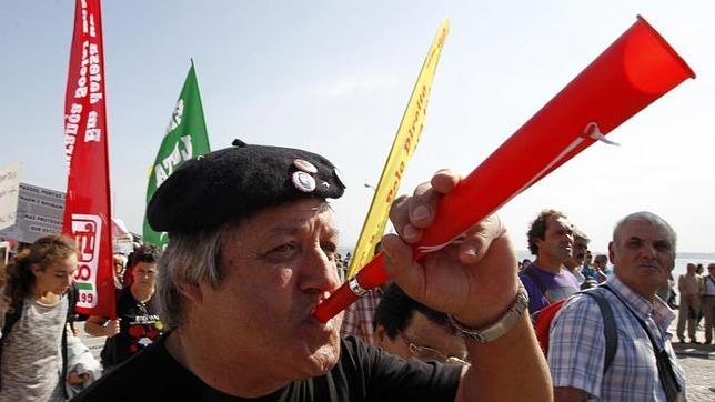 Portugal marcará hoy la fecha de la huelga general de noviembre en España