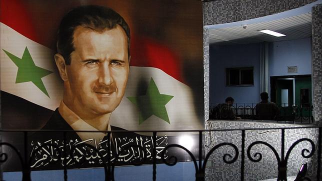 Los dictadores con más seguidores en Facebook y Twitter