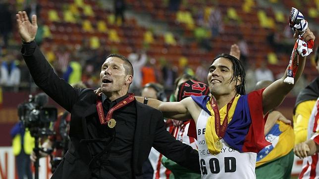 Simeone: «Falcao es el mejor 9 del mundo»