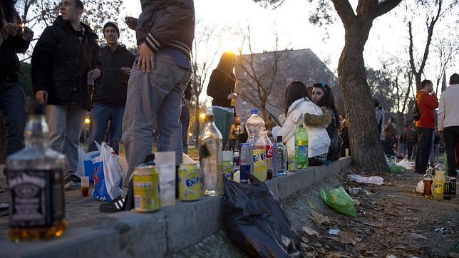 Los adolescentes consumen la misma cantidad de alcohol que los universitarios