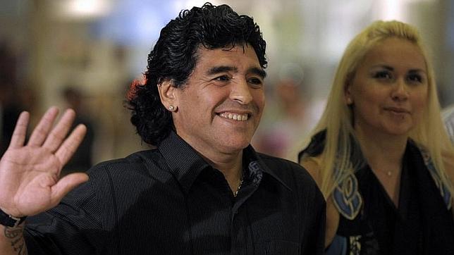 Rumores de separación entre Maradona y su novia embarazada, Verónica Ojeda