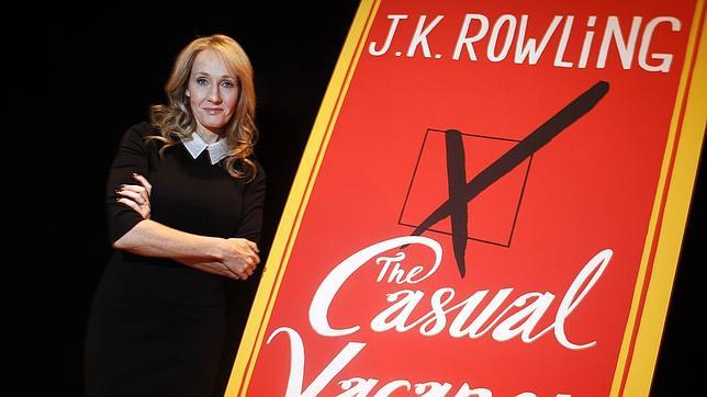 J.K. Rowling bromea con «Las cincuenta sombras de Grey»