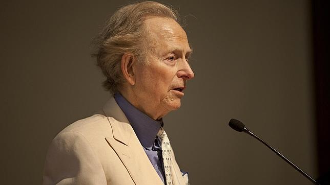 Tom Wolfe inventa otro género: 7.676.49 euros por página