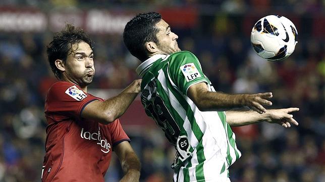 Osasuna empata a cero con el Betis y sigue colista