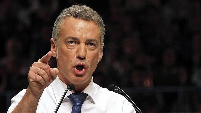 Urkullu se pasa al inglés y quiere crear la marca «Euskadi-Basque Country»