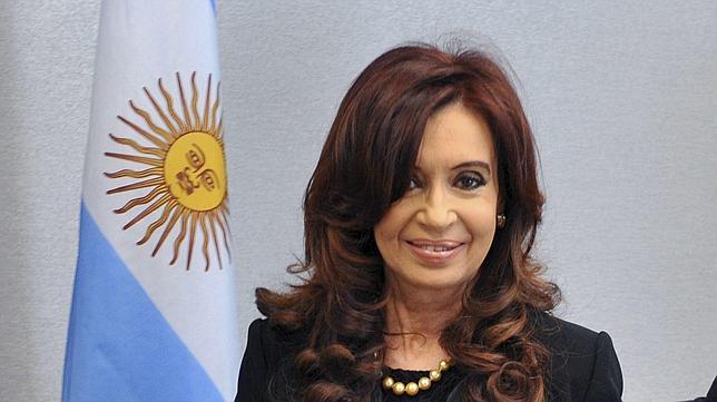 Las restricciones de Cristina Kirchner a las importaciones lastran la economía argentina
