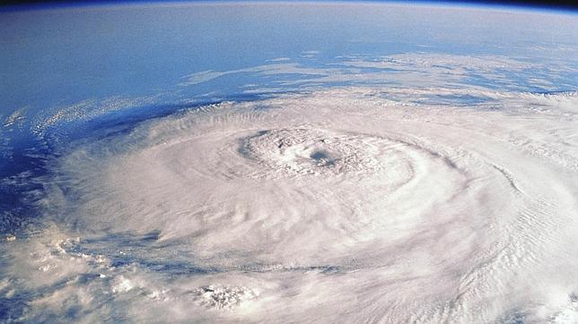 Cómo se forma un huracán y por qué es tan destructivo