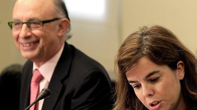 El Gobierno retirará el coche oficial a un buen número de altos cargos