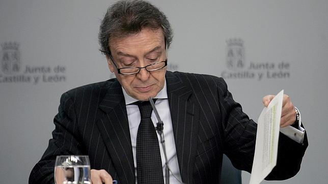 La Junta subastará los coches oficiales que ya no usa