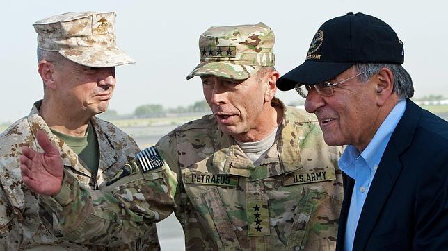 El escándalo de Petraeus salpica al jefe de la OTAN en Afganistán