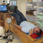 El duro experimento de los 21 días en la cama cabeza abajo