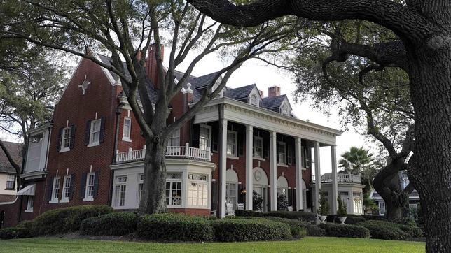 Caso Petraeus: champán, mujeres y la hermana gemela de Kelley