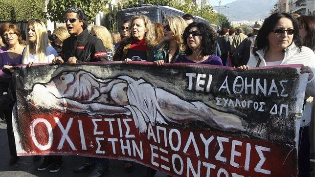 El FMI envía por error una carta a Grecia exigiendo el despido de 22.000 funcionarios