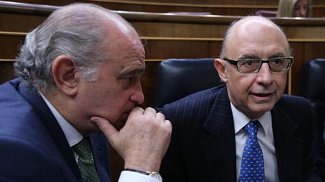 Elecciones catalanas 2012: Fernández Díaz y Montoro no comparecerán de forma urgente en el Congreso