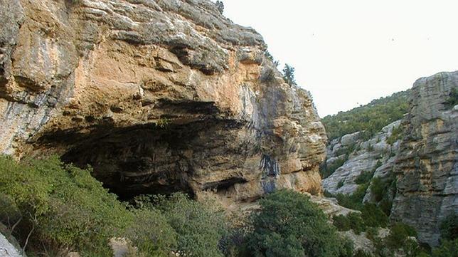 Aragón pide ayuda al Estado para proteger una cueva del neolítico que ha sido expoliada