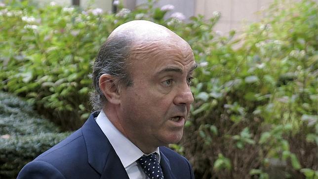 De Guindos anuncia que los bancos nacionalizados recibirán 37.000 millones del préstamo europeo