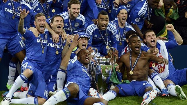 La UEFA estudia doblar la Champions League y eliminar la Europa League a partir de 2015