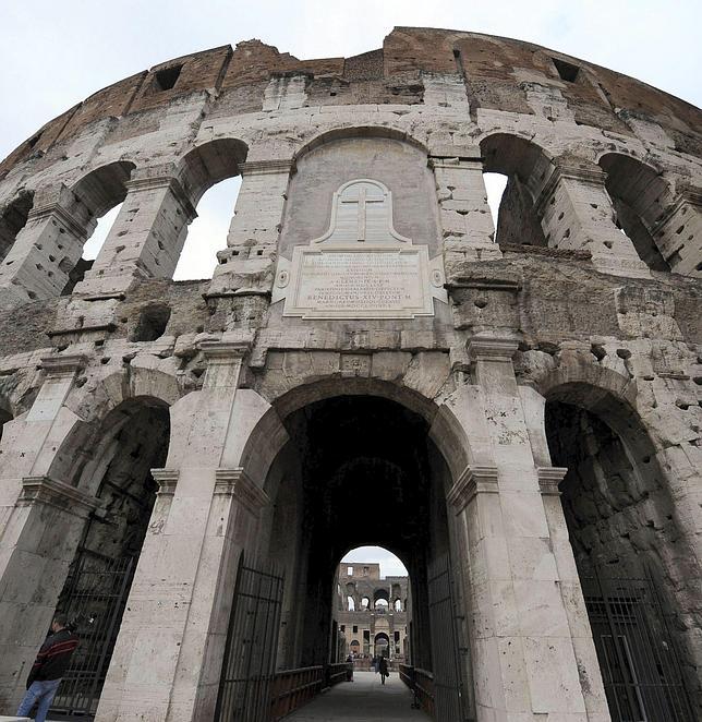 El Coliseo será rodeado por una valla