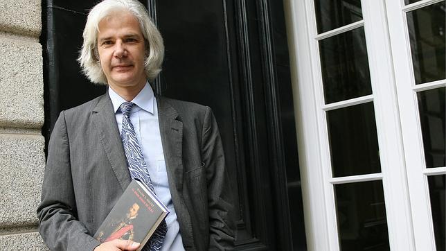 Jacobo Rula Jacobo Siruela: «Mi madre prefirió ser la duquesa del pueblo»