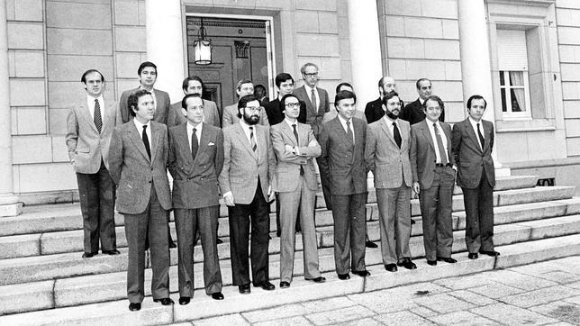 Los ministros del 82, «por el cambio» a la buena vida