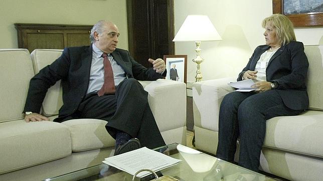 Interior subvenciona con 470.000 euros a las asociaciones de víctimas del terrorismo