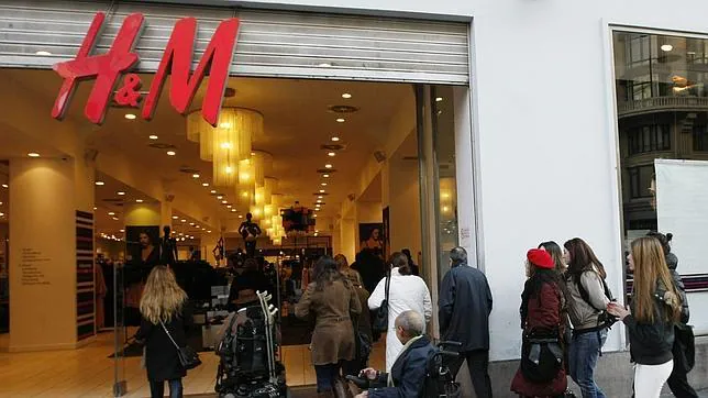 H&amp;M recogerá ropa usada sus clientes a de vale