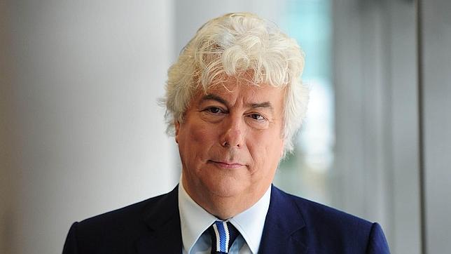 Ken Follett visita Madrid para firmar ejemplares de su último libro, «El invierno del mundo»