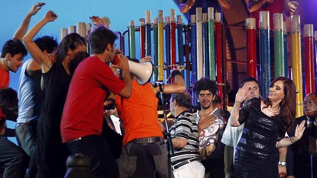 Kirchner arremete contra la Justicia argentina