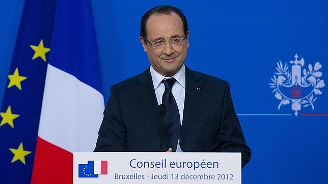 Hollande da por superada la crisis del euro y pide centrarse en el crecimiento