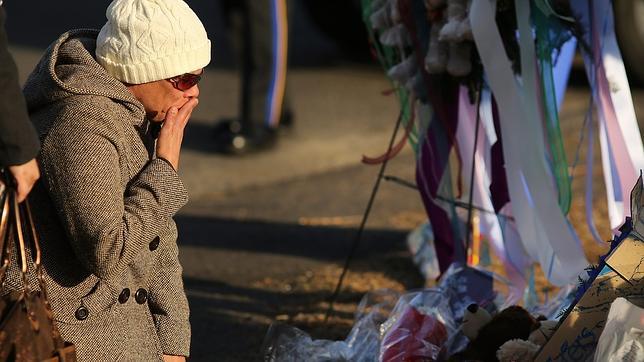 El asesino de Newtown tuvo un altercado la víspera con cuatro empleados del colegio