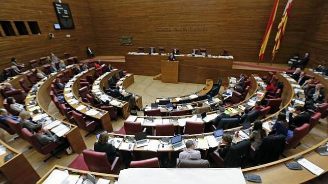 El PSPV pide dinero para conciliar la vida de los palomos y las aves rapaces