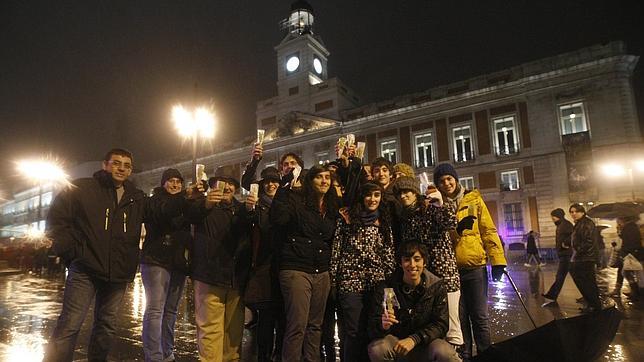 Un pavimento inteligente «contará» a los asistentes a las uvas en Sol