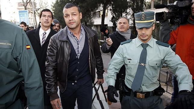 El empresario de la Sala Marco Aldany pagó la fianza de Miguel Ángel Flores